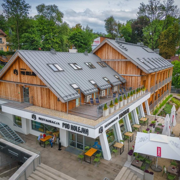 Restauracje_PKL_Szczawnica_Restauracja_Pod_Kolejka_zew_2